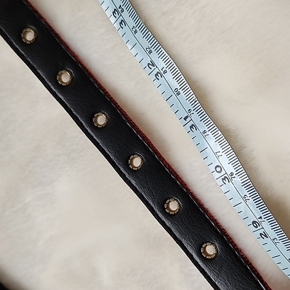 Small Canada Belt 28-34 size - Picture 7 of 8